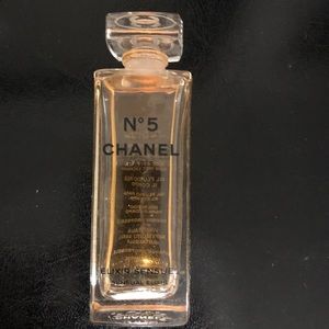 Chanel No. 5 Sensual Elixir. - RARE